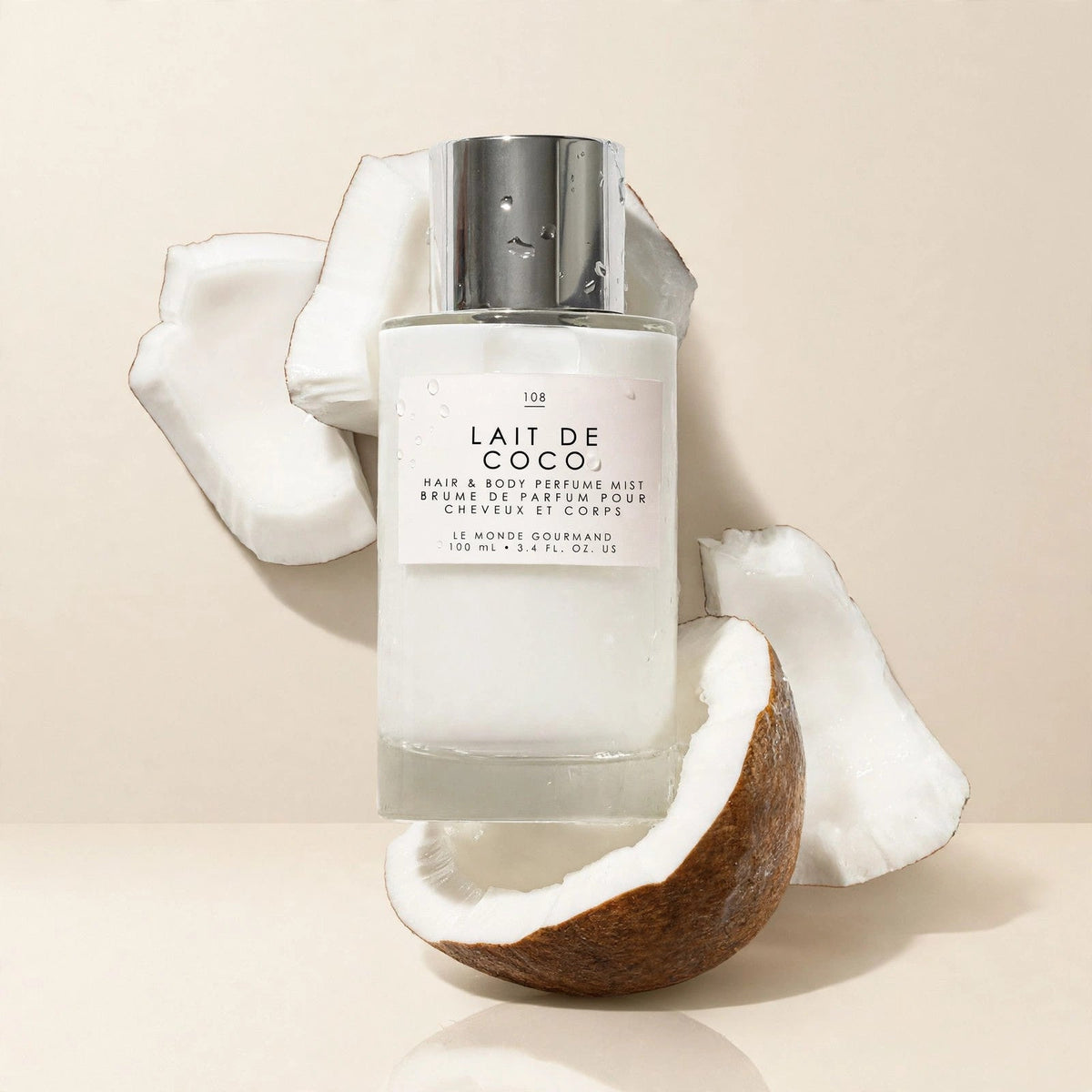 Le Monde Gourmand Lait De Coco 108 in cream studio setting with coconut