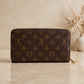 Louis Vuitton Zippy Organizer monogram long wallet in a warm beige studio