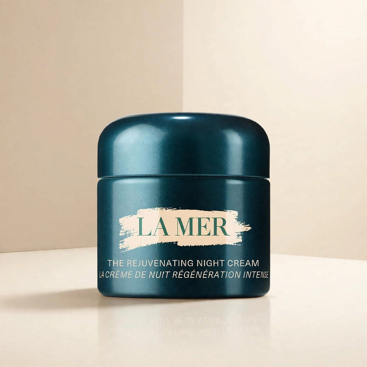 La Mer The Rejuvenating Night Cream – 60ml / 2oz – cream view
