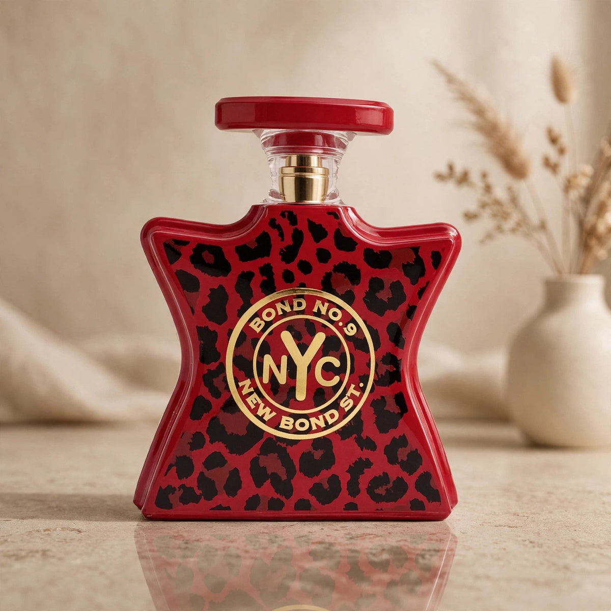 Bond No. 9 New Bond Street Eau de Parfum 100ml / 3.3oz — Warm beige studio set