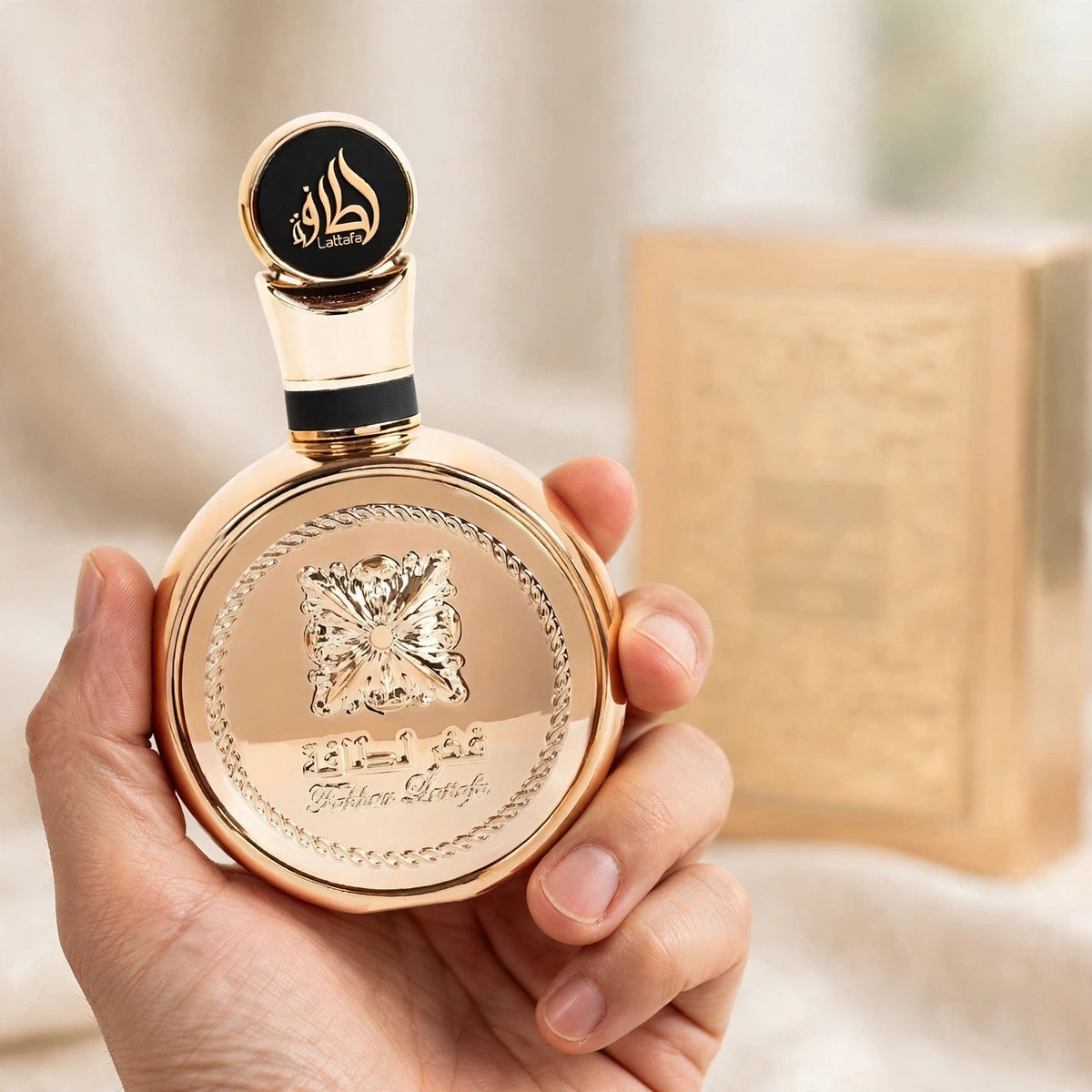Lattafa Fakhar Extrait Extrait de Parfum 100ml / 3.4oz for Unisex — Held in hand