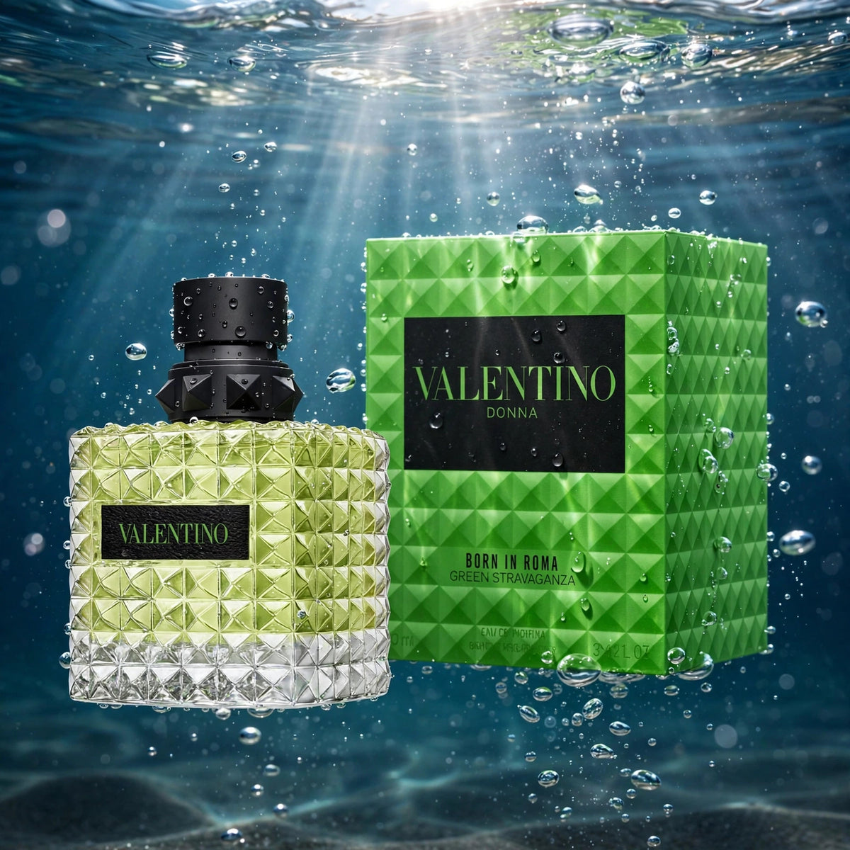Valentino Donna Born In Roma Green Stravaganza Eau de Parfum 100ml/3.4oz for Women – underwater