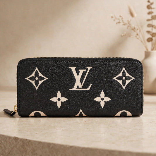 Louis Vuitton Portefeuille Clémence wallet in warm beige studio