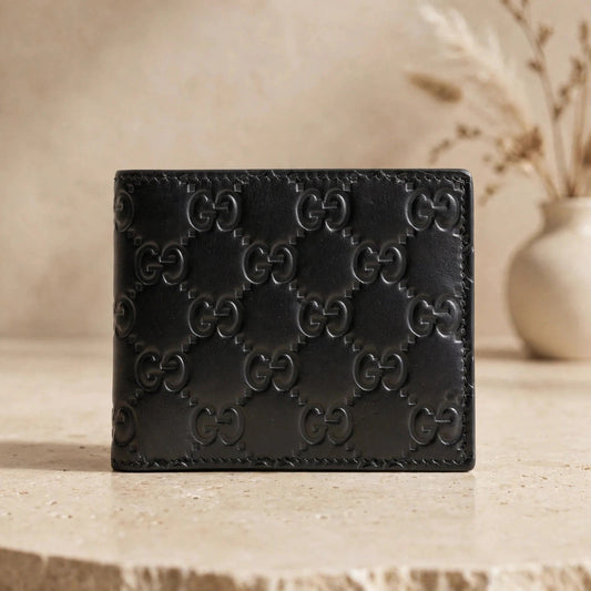 Gucci black Jumbo GG bi-fold wallet in warm beige studio