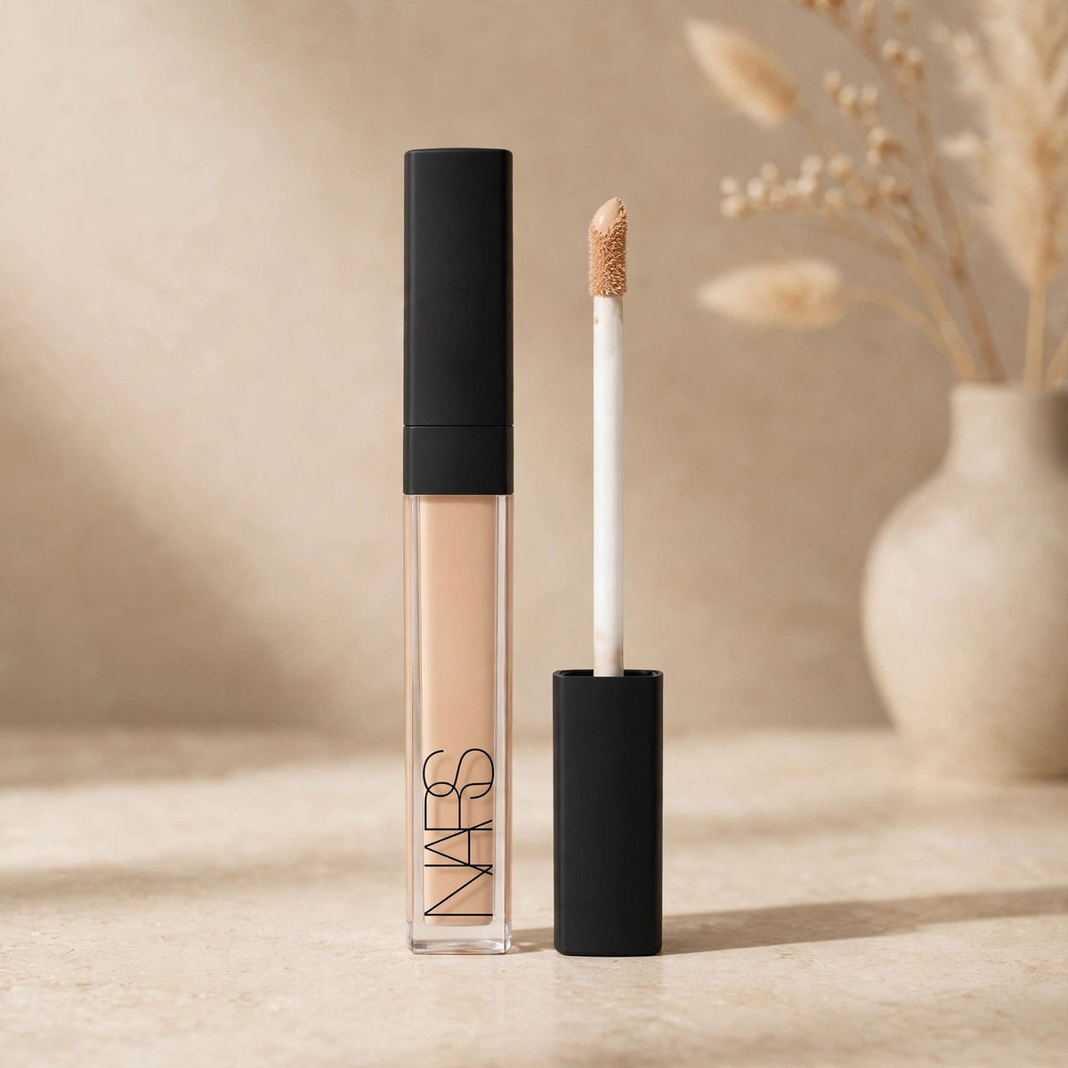 NARS Radiant Creamy Concealer Custard in warm beige studio